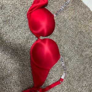 Victoria secret red bra- sexy push up 38DD